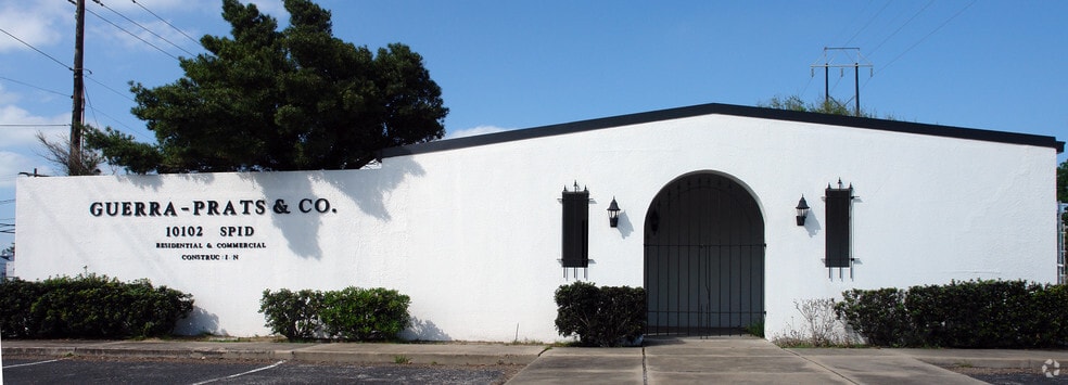 Primary Photo Of 10102 S Padre Island Dr, Corpus Christi Medical For Lease