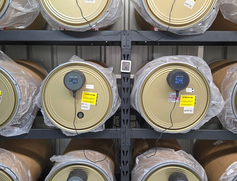 More Photos Of 609 Indian Rd, Seiling Auto Repair For Sale