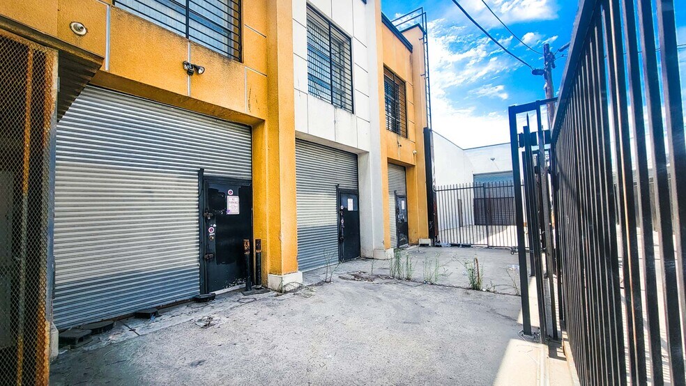 More Photos Of 777 Pico Blvd, Los Angeles General Retail For Sale