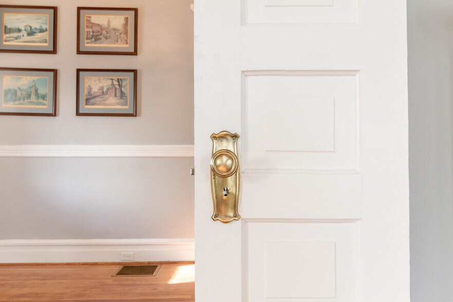 More Photos Of 1530 Ebenezer Rd, Rock Hill Office For Lease