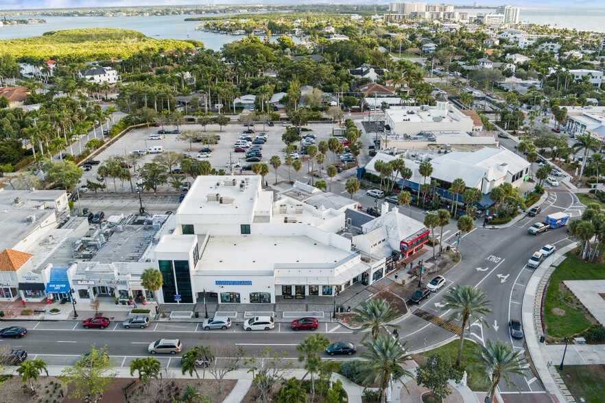 Primary Photo Of 462 John Ringling Blvd, Sarasota Restaurant For Lease