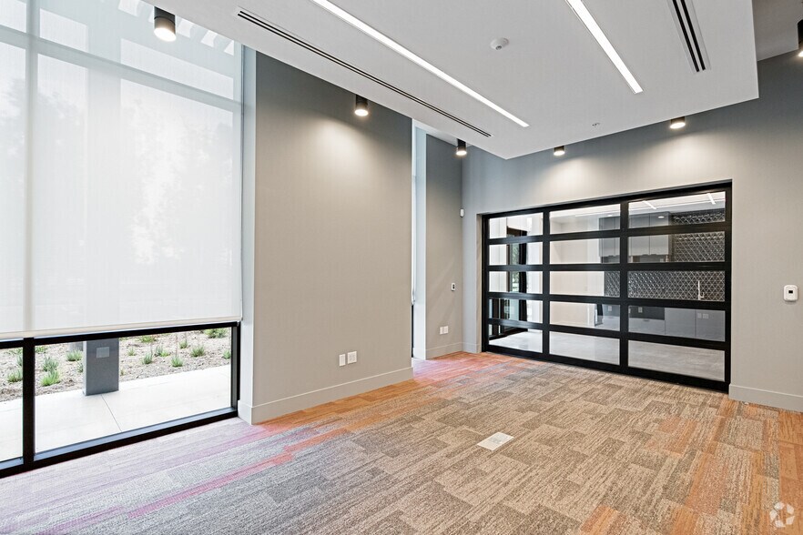 More Photos Of 3211 Mission Oaks Blvd, Camarillo Unknown For Lease