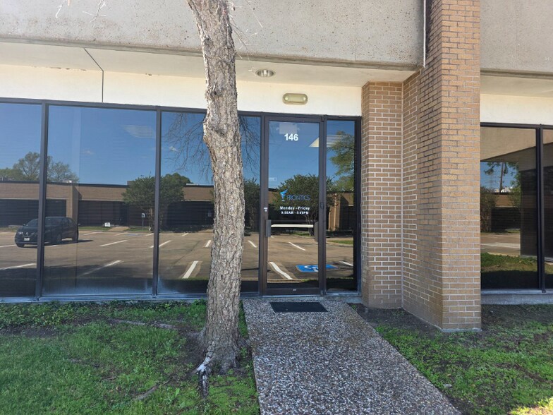 Primary Photo Of 1408 N Sam Houston Pky E, Houston Light Distribution For Lease