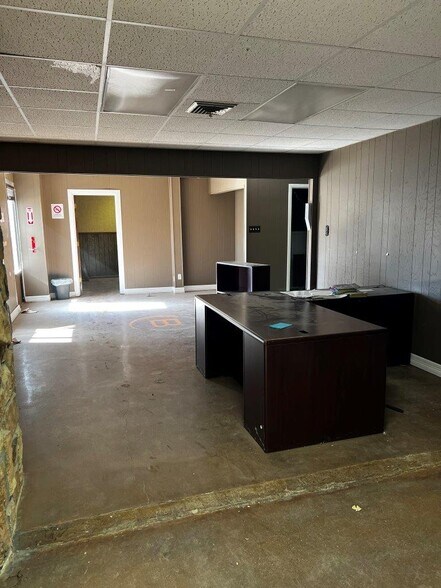 More Photos Of 1171 Texas Highway 83, Denver City Industrial For Sale