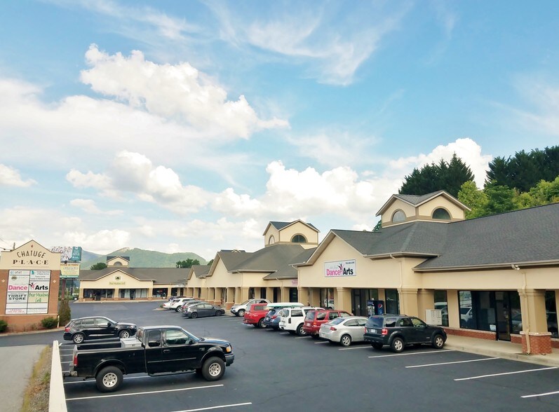 More Photos Of 1620 Highway 76 W, Hiawassee Office For Lease