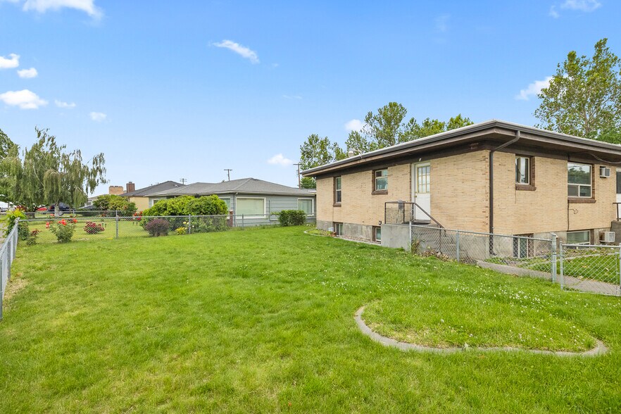 More Photos Of 1304 W Hopkins St, Pasco Apartments For Sale