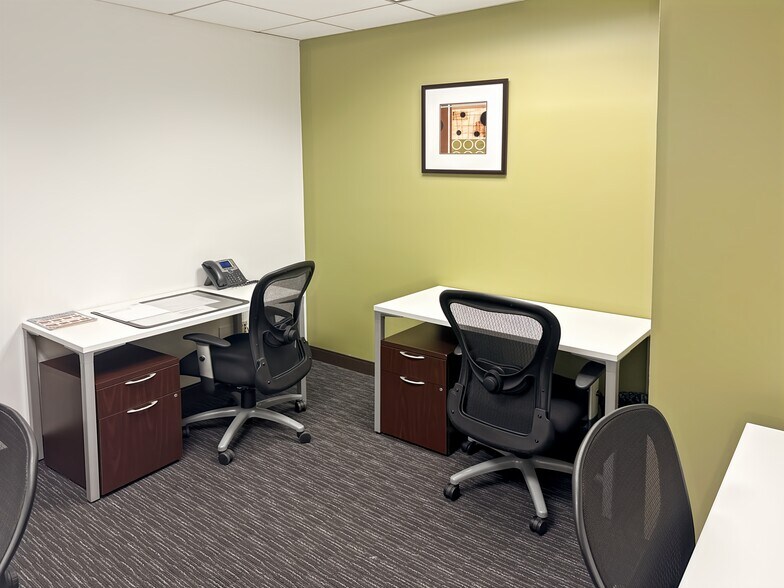 More Photos Of 405 Lexington Ave, New York Coworking Space