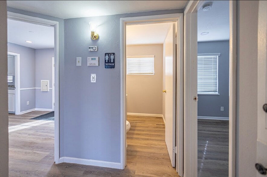 More Photos Of 3917 Stockdale Hwy, Bakersfield Medical For Sale