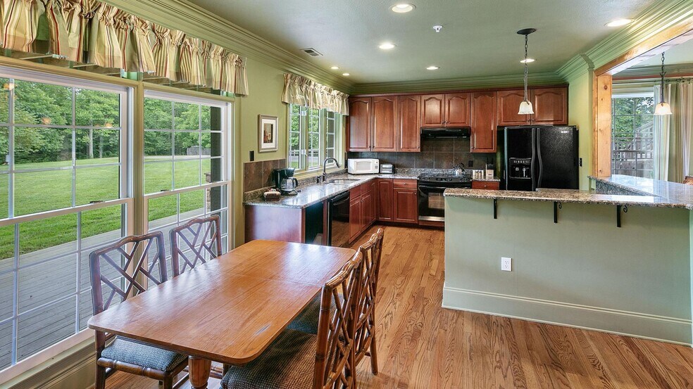 More Photos Of 1128 Saratoga Rd, Kingsport Lodge Meeting Hall For Sale