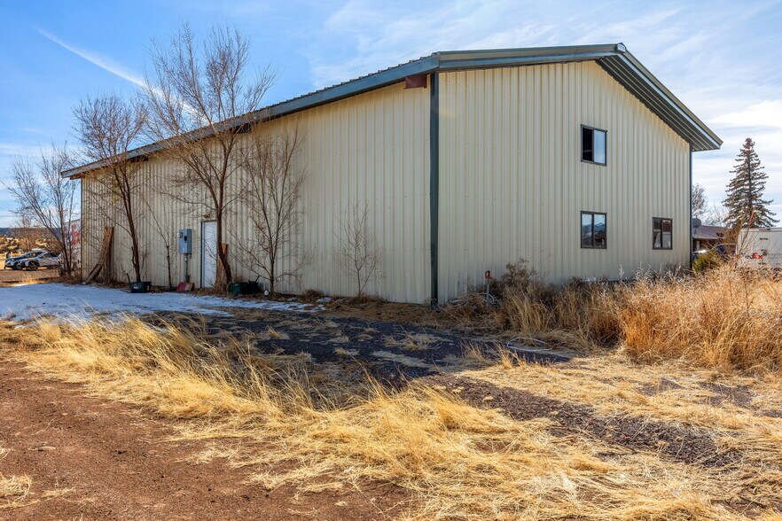 More Photos Of 679 S US 180 Highway, Springerville Distribution For Sale