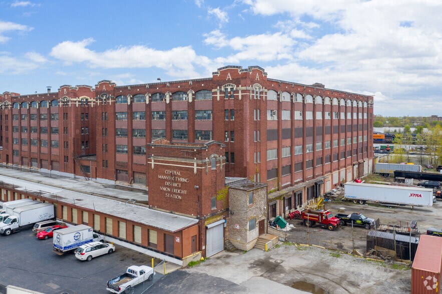 More Photos Of 1965 W Pershing Rd, Chicago Unknown For Lease