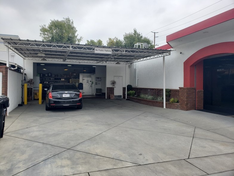 More Photos Of 852 S Alta Vista Ave, Monrovia Warehouse For Lease