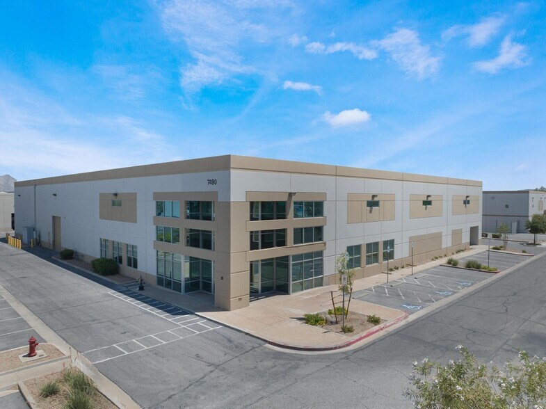 More Photos Of 7490 Commercial Way, Henderson Warehouse For Sale