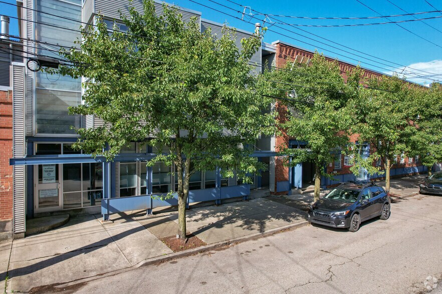 More Photos Of 2516 Jane St, Pittsburgh Office For Lease