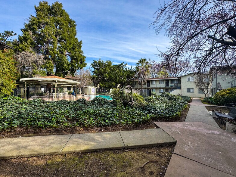 More Photos Of 370 Butcher Rd, Vacaville Apartments For Sale