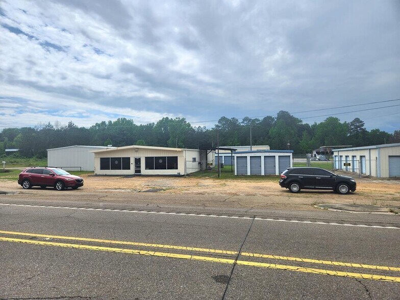 More Photos Of 7829 U S Highway 11, Lumberton Self Storage For Sale