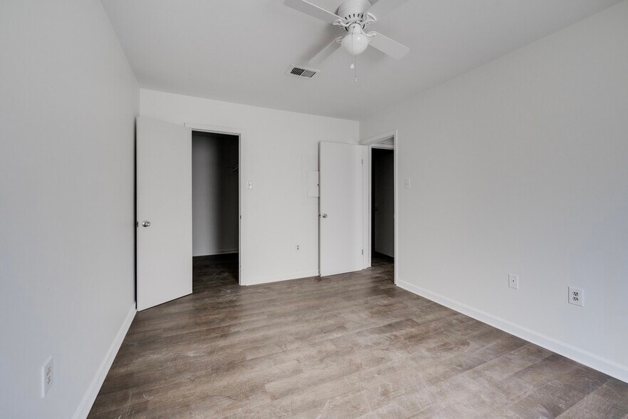 More Photos Of , Conway Multifamily For Sale