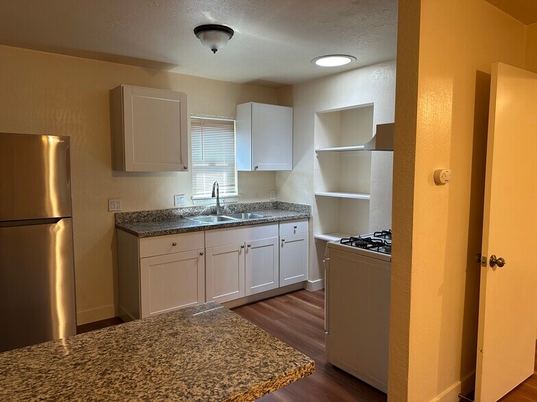 More Photos Of 1661 Alum Rock Ave, San Jose Apartments For Sale