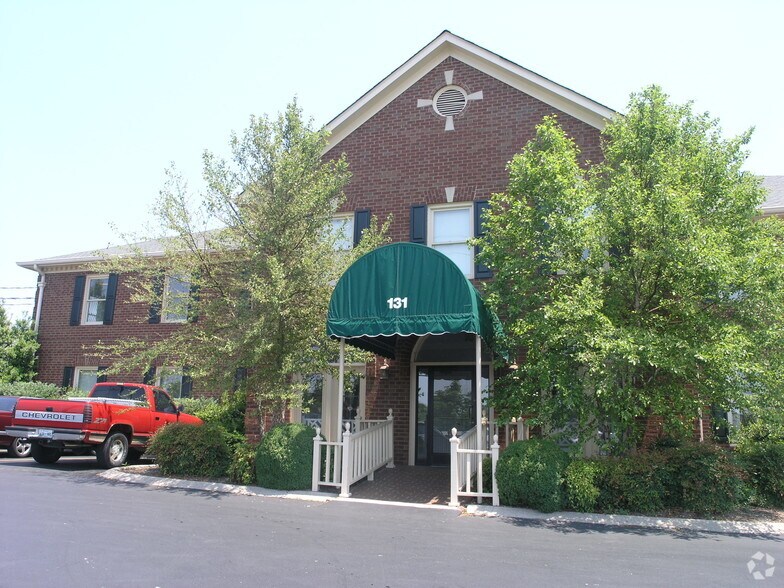 More Photos Of 131 Indian Lake Rd, Hendersonville Loft Creative Space For Lease