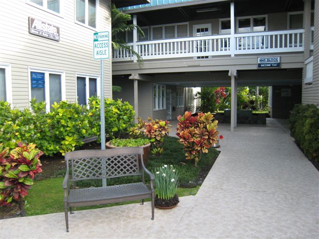 More Photos Of 75-170 Hualalai Rd, Kailua Kona Office For Lease