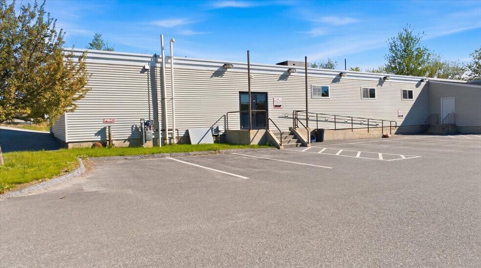 More Photos Of 551 Lincoln St, Lewiston Industrial For Sale