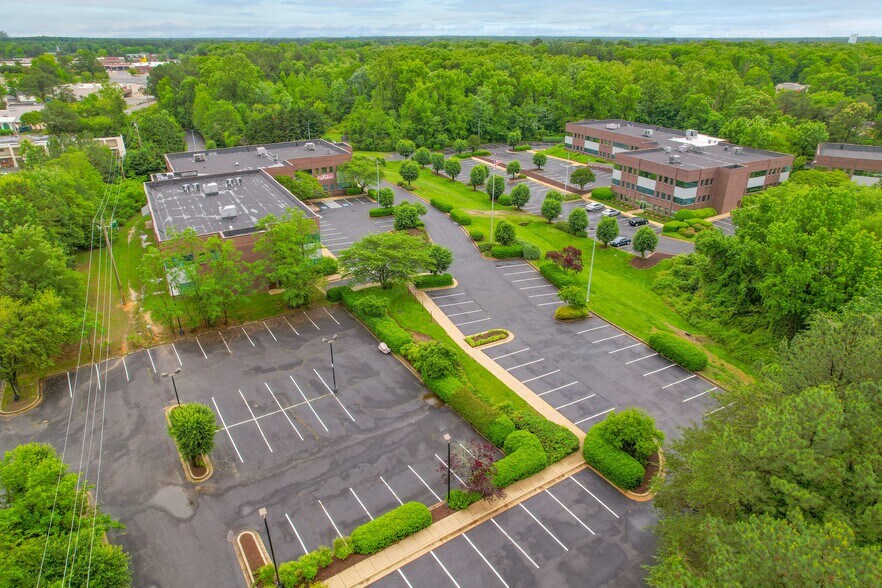 More Photos Of 46650 Corporate Dr, Lexington Park Office For Sale