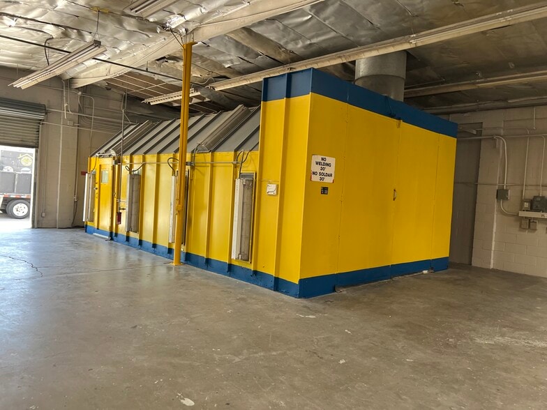 More Photos Of 500 S Raymond Ave, Fullerton Warehouse For Lease