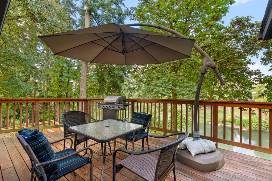 More Photos Of 1824 SW Greenway Cir, West Linn Specialty For Sale