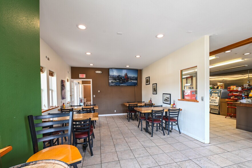 More Photos Of 228 Elcho Ave, Crested Butte Service Station For Sale