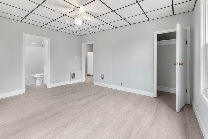 More Photos Of 7504 Zimmerman Ave, Pennsauken Apartments For Sale