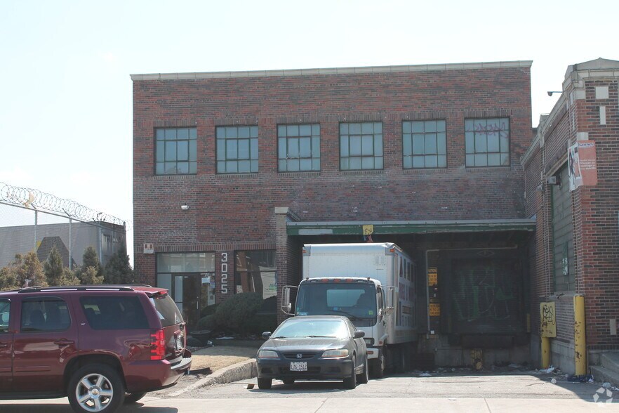 More Photos Of 3025 W 47th St, Chicago Warehouse For Lease