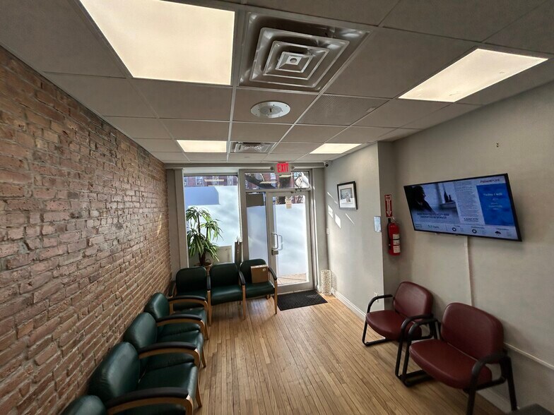 More Photos Of 459 7th Ave, Brooklyn Coworking Space