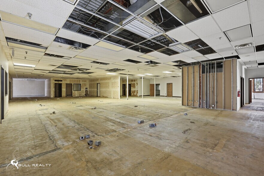 More Photos Of 458 Whitfield St, Fayetteville Manufacturing For Lease