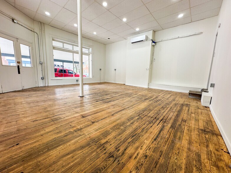 More Photos Of 459 Cherry St, Columbia Apartments For Lease