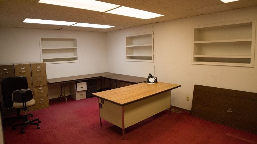 More Photos Of 4310 Oklahoma Ave, Woodward Distribution For Sale