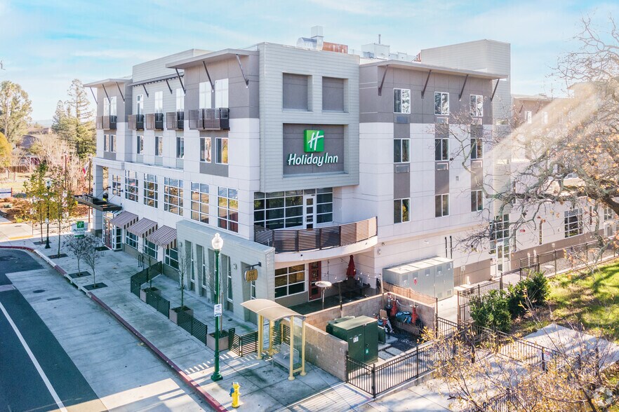 Primary Photo Of 8755-8757 Old Redwood Hwy, Windsor Hotel For Sale