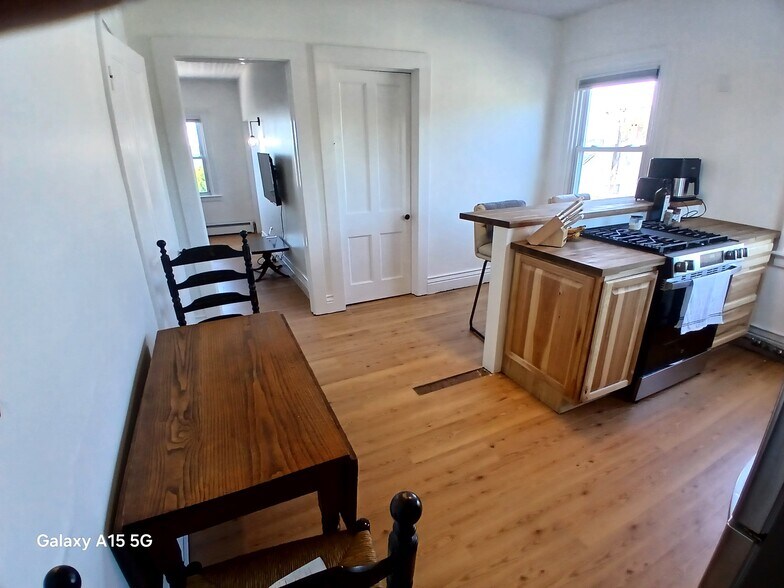 More Photos Of 117 Water St, Stonington Apartments For Sale