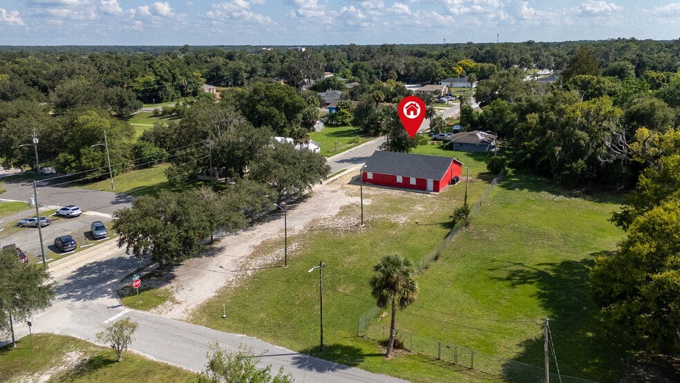 More Photos Of 918 S Adelle Ave, Deland Restaurant For Sale