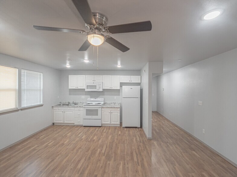 More Photos Of 3732 NW 23rd St, Oklahoma City Apartments For Sale