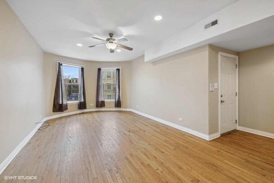 More Photos Of 4522 S Calumet Ave, Chicago Apartments For Sale