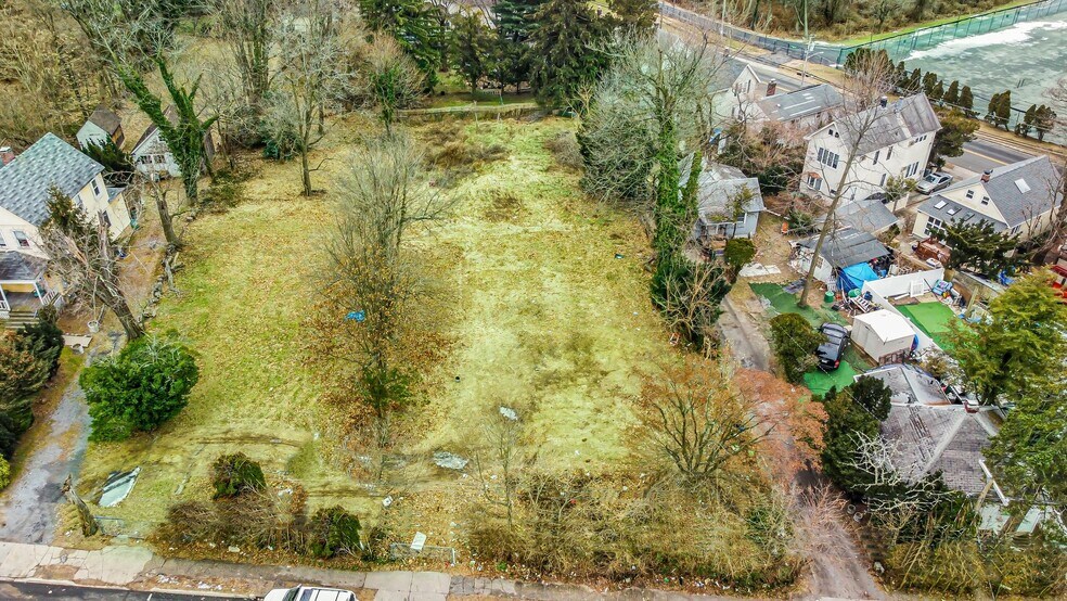 More Photos Of 90 Steamboat Rd, Great Neck Land For Sale