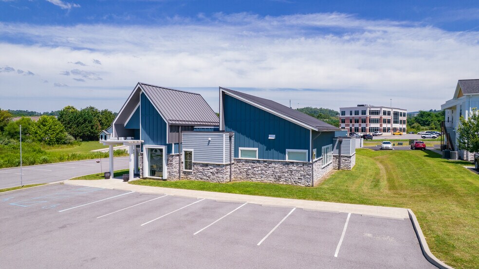 More Photos Of 74 Erin Dr, Morgantown Office For Sale