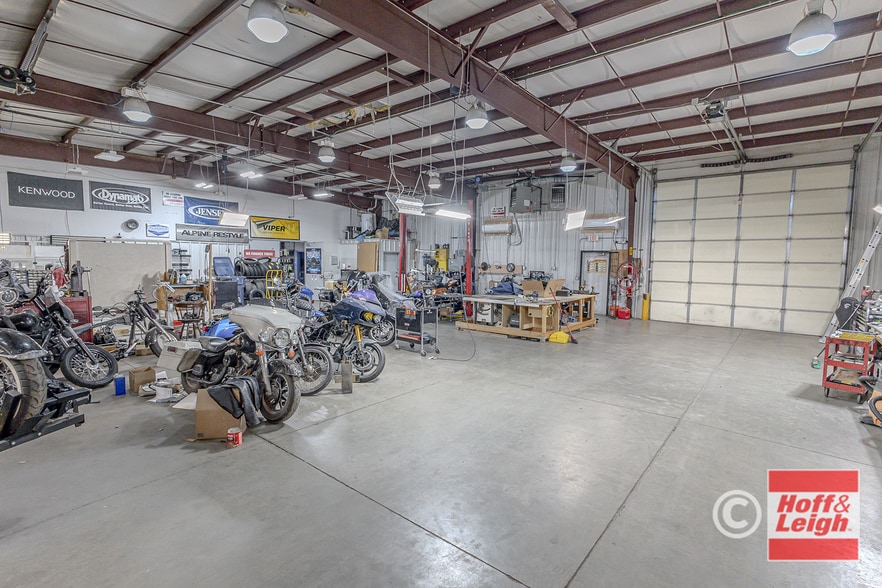 More Photos Of 1883 S Chelton Rd, Colorado Springs Freestanding For Sale