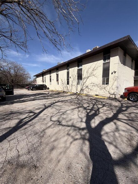 More Photos Of 703 Logwood Ave, San Antonio Apartments For Sale