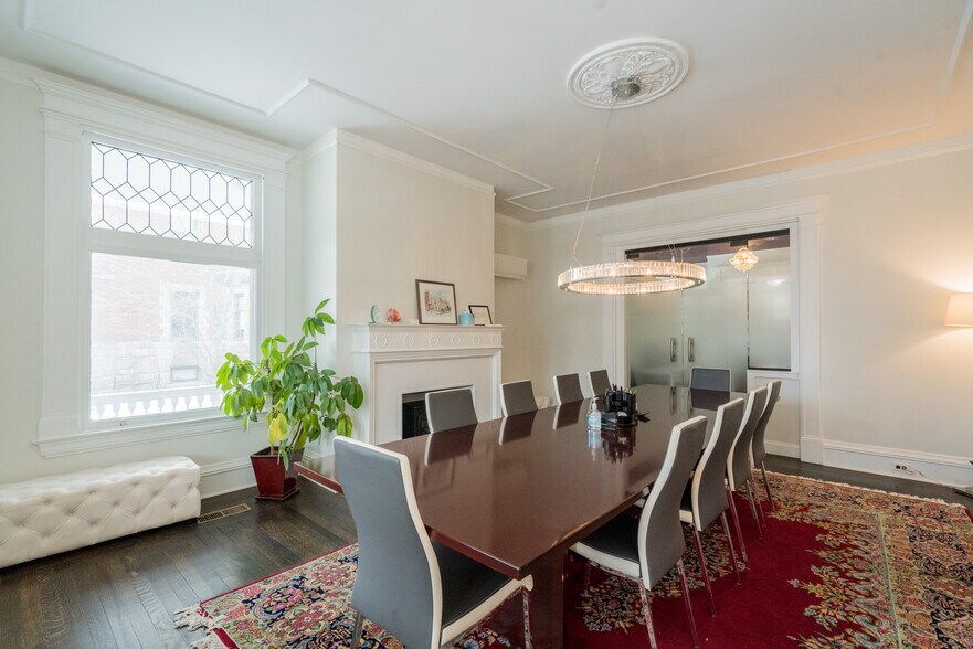 More Photos Of 48 Union Ave, Saratoga Springs Specialty For Sale