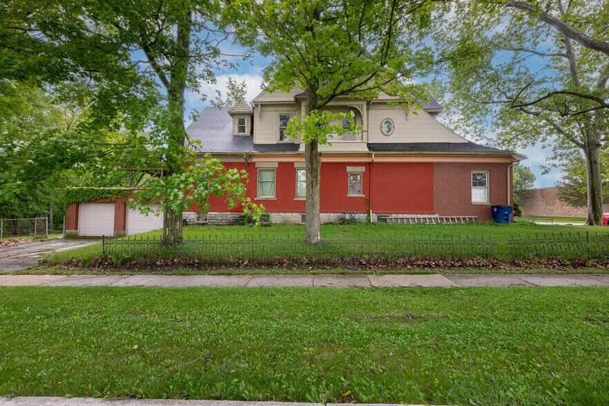 More Photos Of 134 N Front St, Saint Marys Apartments For Sale