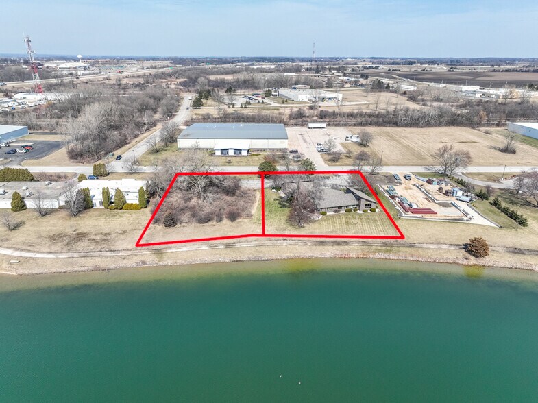 More Photos Of 1021 Proctor Dr, Elkhorn Office For Sale