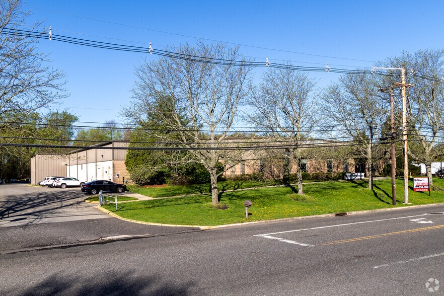 More Photos Of 2035 Briggs Rd, Mount Laurel Warehouse For Sale