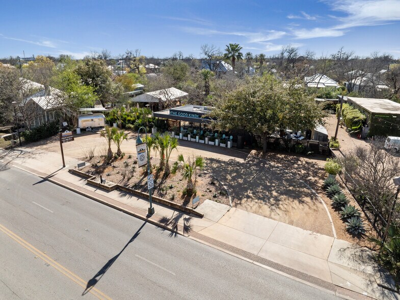 More Photos Of 1127 S St Marys St, San Antonio Restaurant For Sale