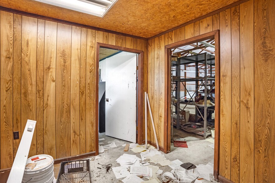 More Photos Of 151 Covington Ln, Dickson Apartments For Sale